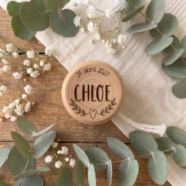 Yoyós de madera personalizados para bautizo, Alegría Estudio.