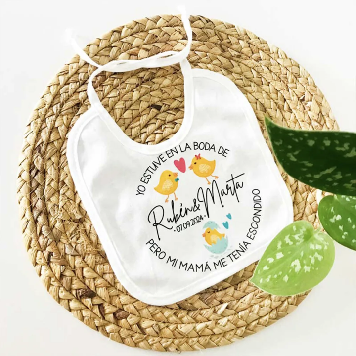 Babero Personalizado Pollitos Boda, babero invitada boda, babero regalo boda, Alegría Estudio